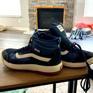 Brand New Vans Ultrarange EXO Men’s 9.5/Women’s 11